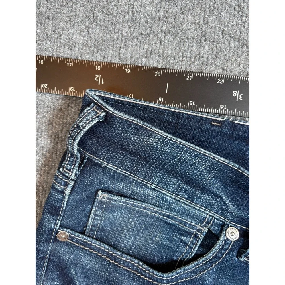 Silver Jeans product pair